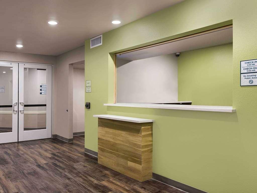 Woodspring Suites Providence Interiør bilde